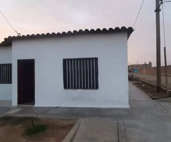Casa en venta en Las Delicias – Moche, Trujillo Frente